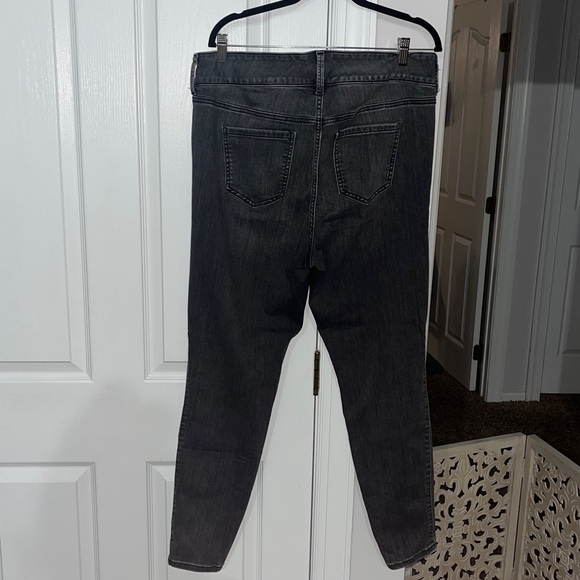 Torrid dark gray super soft jeggings Size 16 tall - Picture 6 of 9